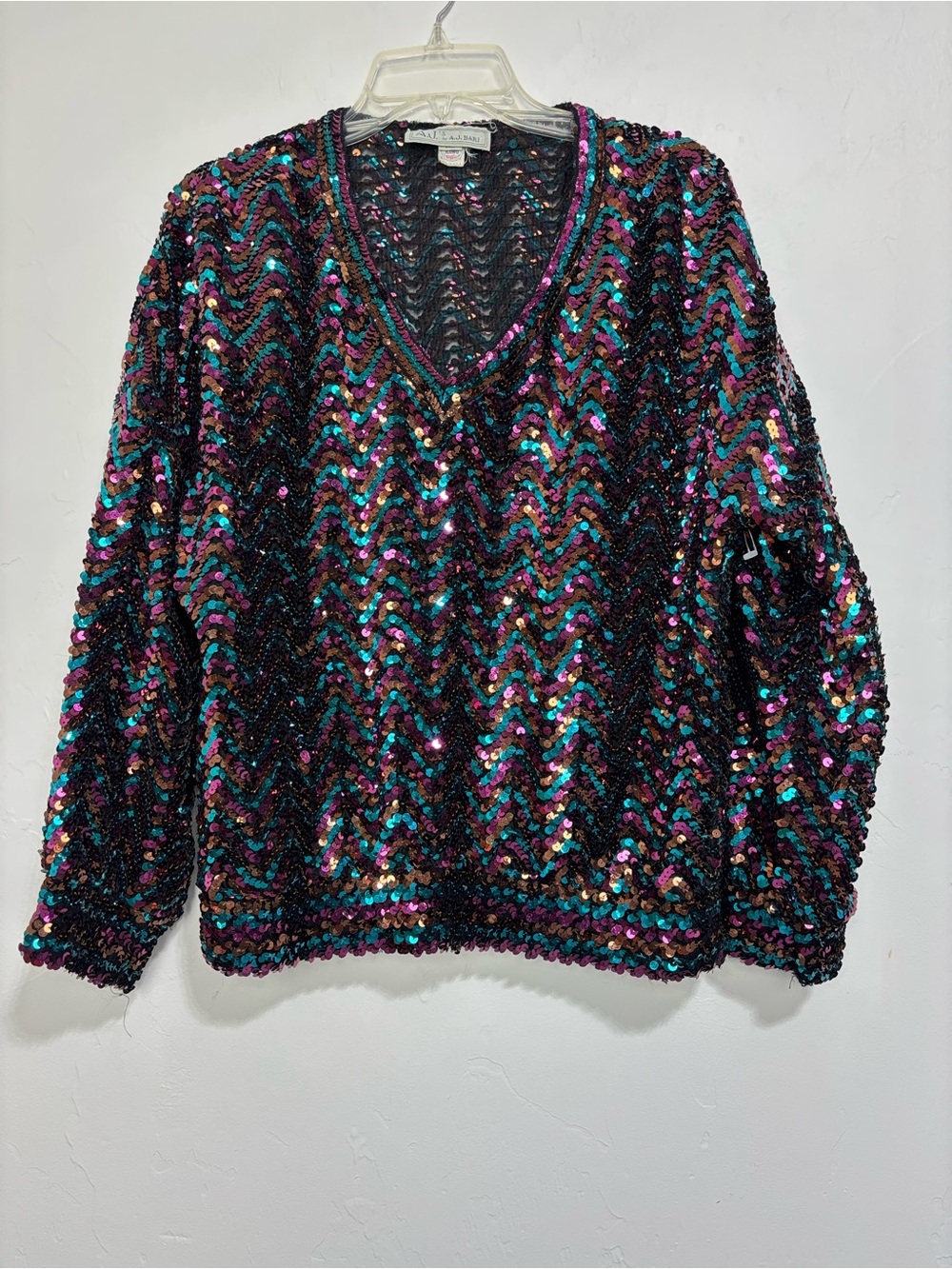 A.J.'s by A.J. Bari Multicolor Sequin Chevron V-Neck Pullover Sweater Women's M